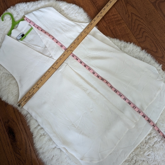 Repeat sleeveless airy breezy blouse ivory Large - Picture 9 of 11